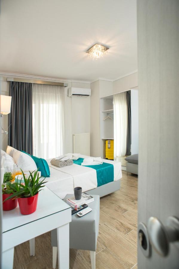Lux Vip Apartments Peraía Esterno foto
