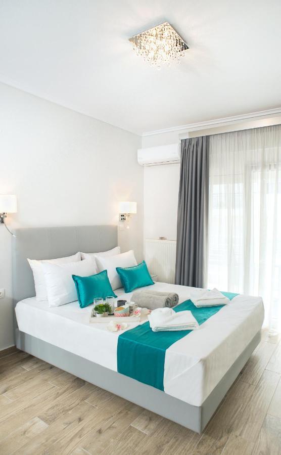 Lux Vip Apartments Peraía Esterno foto