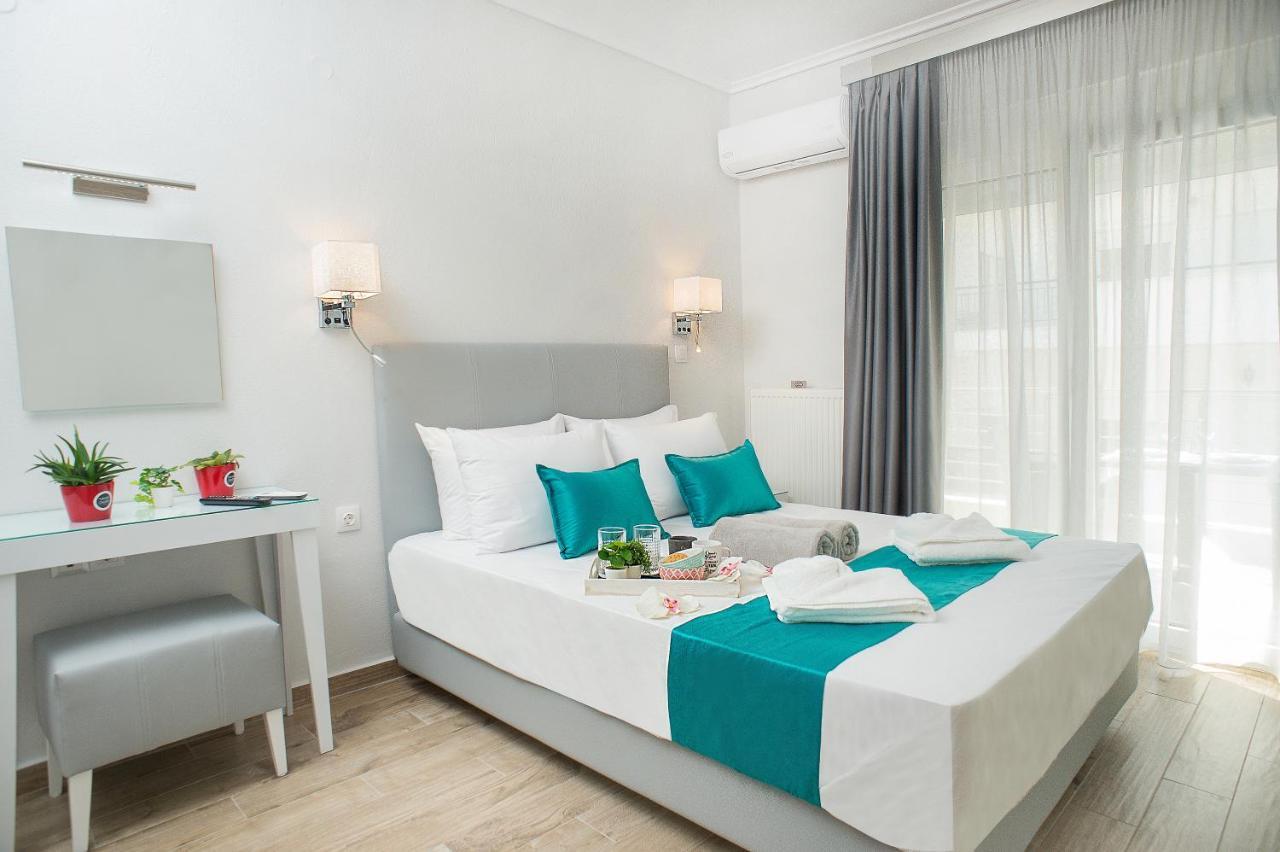 Lux Vip Apartments Peraía Esterno foto